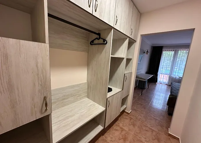 Oleander House And Tennis Club Ξενοδοχείο