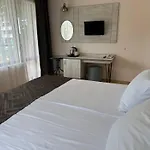 Oleander House And Tennis Club Hotel 3*