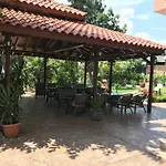 Hotel Oleander House And Tennis Club 3*
