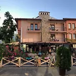 Oleander House And Tennis Club 3*