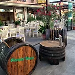 Hotel Oleander House And Tennis Club 3*