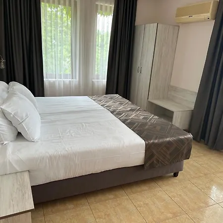 Oleander House And Tennis Club סאני ביץ'