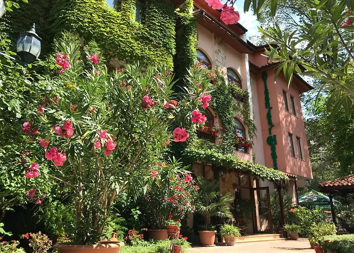 Oleander House And Tennis Club מלון 3*