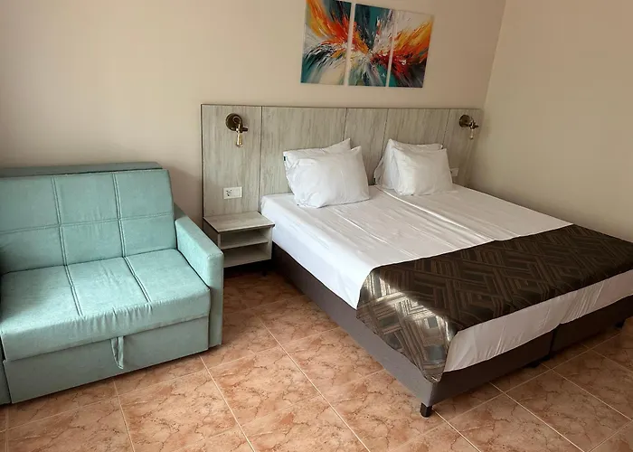 Oleander House And Tennis Club