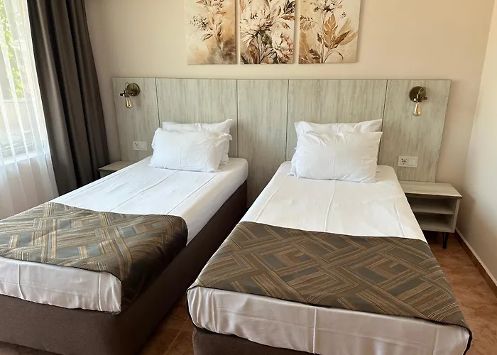 Oleander House And Tennis Club סאני ביץ'