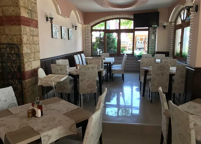 Oleander House And Tennis Club