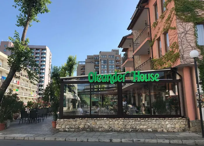 Oleander House And Tennis Club 3*