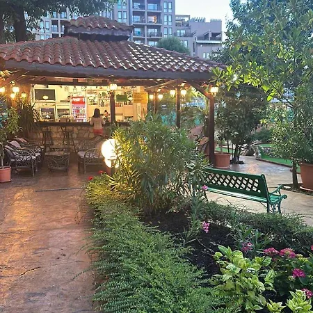 Oleander House And Tennis Club 3*