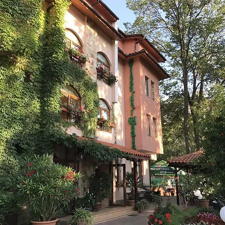 Oleander House And Tennis Club 써니비치