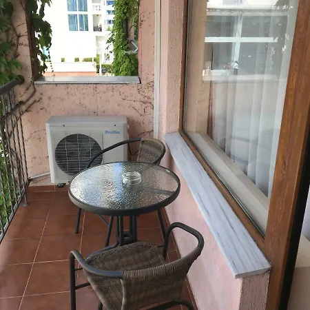 호텔 Oleander House And Tennis Club