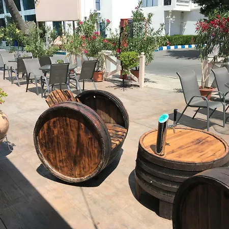 호텔 Oleander House And Tennis Club 써니비치