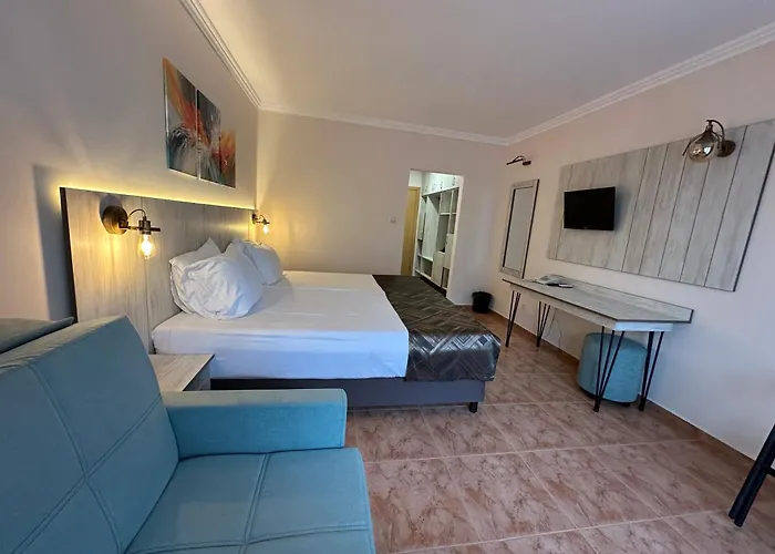 Hotel Oleander House And Tennis Club 3*