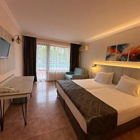 Отель Oleander House And Tennis Club Солнечный берег