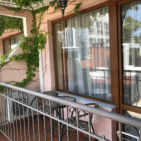 Oleander House And Tennis Club Hotel 3*