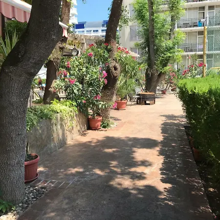 Oleander House And Tennis Club 3* Солнечный берег