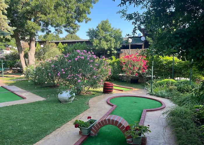 Szálloda Oleander House And Tennis Club 3*