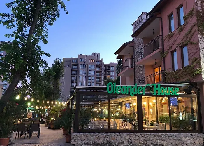 Oleander House And Tennis Club 3*